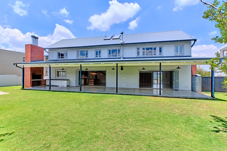 To Let 5 Bedroom Property for Rent in Waterfall Country Estate Gauteng