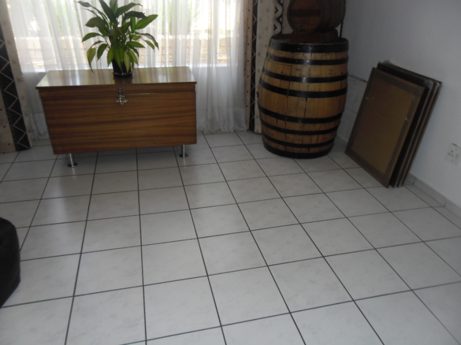 4 Bedroom Property for Sale in Lindhaven Gauteng