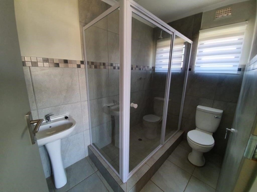 3 Bedroom Property for Sale in Albertsdal Gauteng