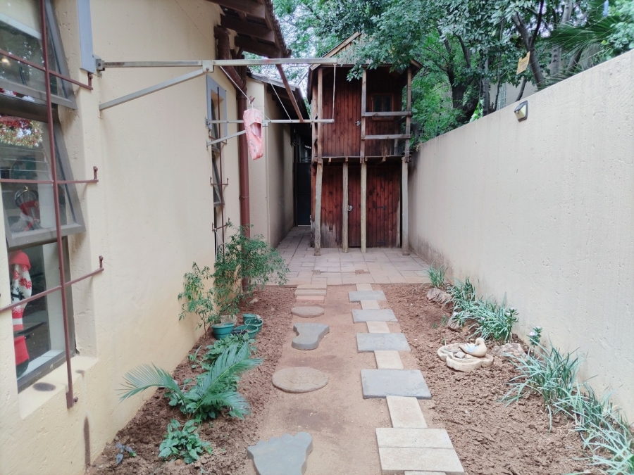 3 Bedroom Property for Sale in New Redruth Gauteng