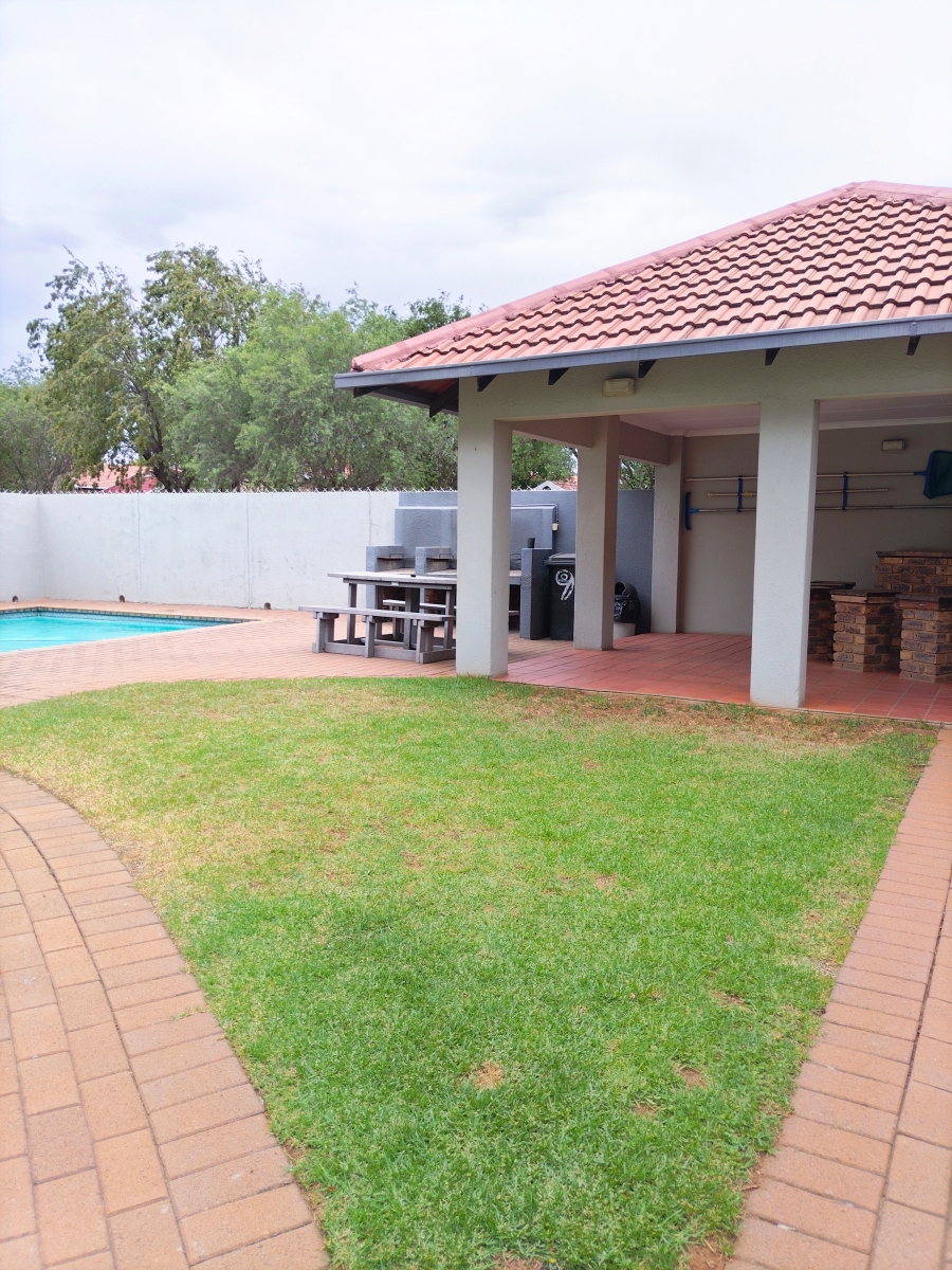 3 Bedroom Property for Sale in Verwoerdpark Gauteng