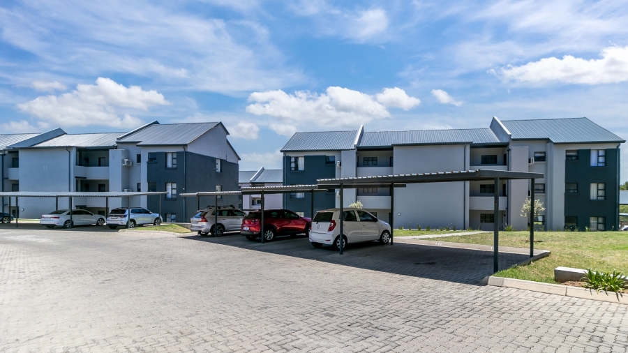 To Let 2 Bedroom Property for Rent in Glen Austin Gauteng