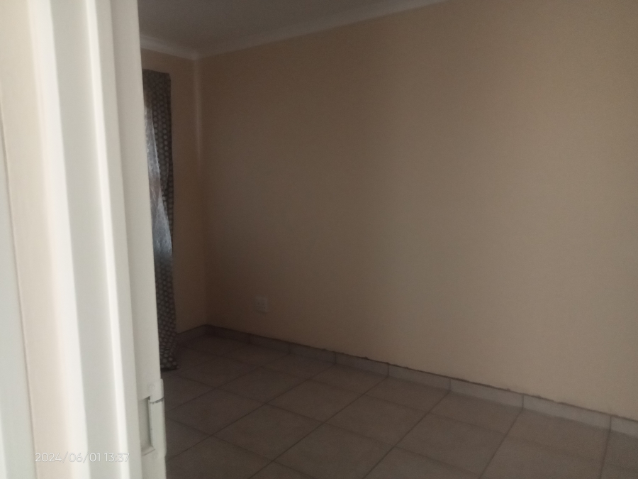 To Let 3 Bedroom Property for Rent in Toekomsrus Gauteng