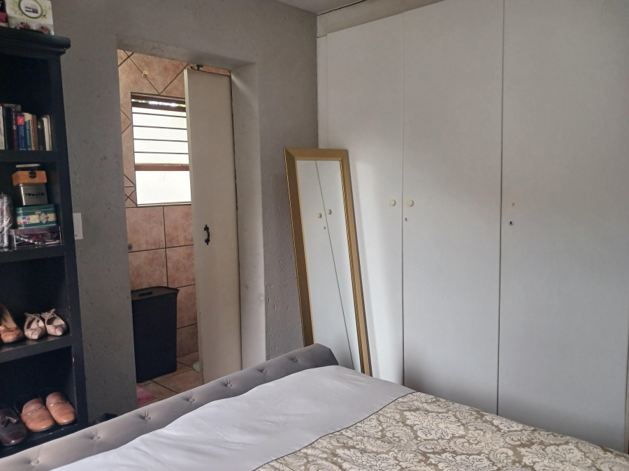 2 Bedroom Property for Sale in Sharonlea Gauteng