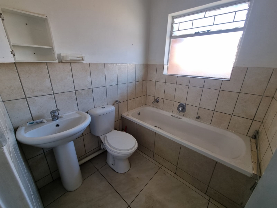 2 Bedroom Property for Sale in Florida Gauteng