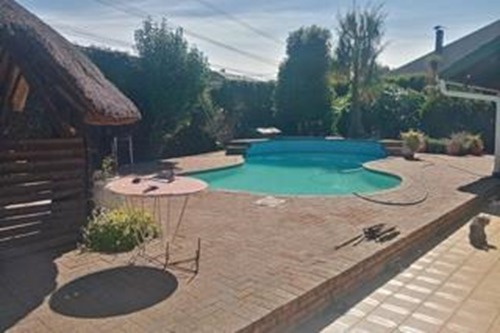 To Let 2 Bedroom Property for Rent in Simmerfield Gauteng