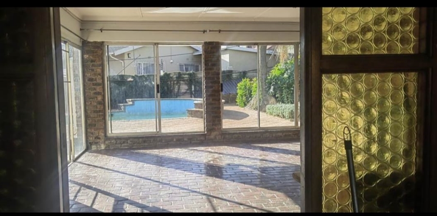 To Let 2 Bedroom Property for Rent in Simmerfield Gauteng