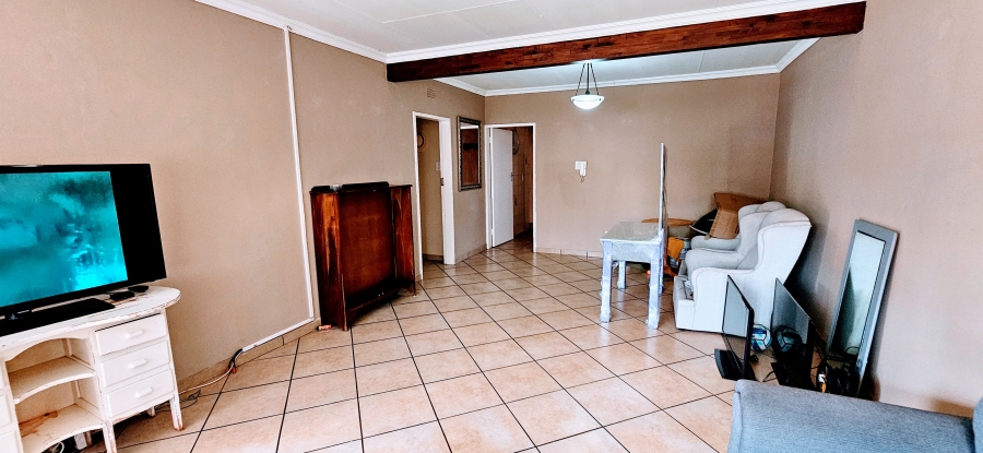 3 Bedroom Property for Sale in Three Rivers Proper Gauteng