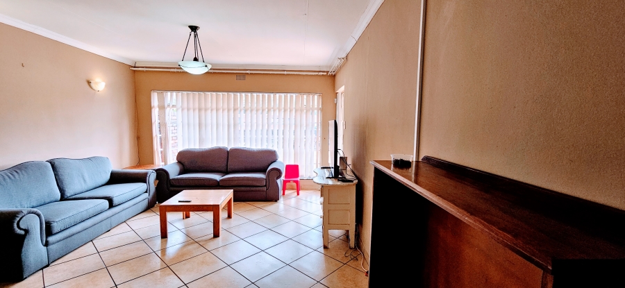 3 Bedroom Property for Sale in Three Rivers Proper Gauteng