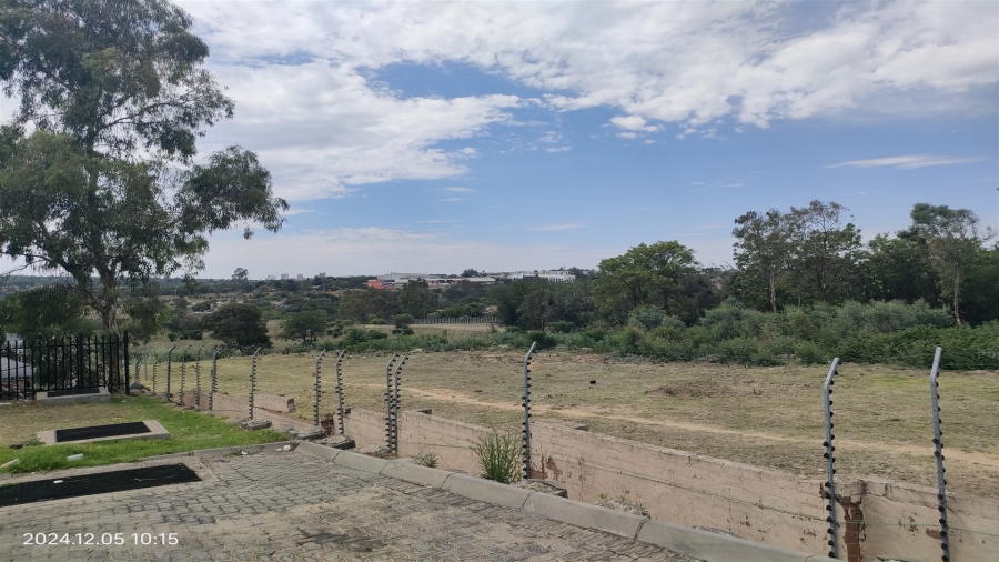 To Let commercial Property for Rent in Olivedale Gauteng