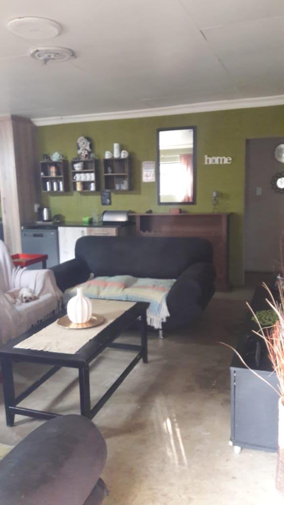 7 Bedroom Property for Sale in Three Rivers Gauteng