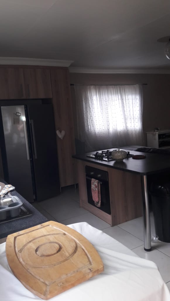 7 Bedroom Property for Sale in Three Rivers Gauteng