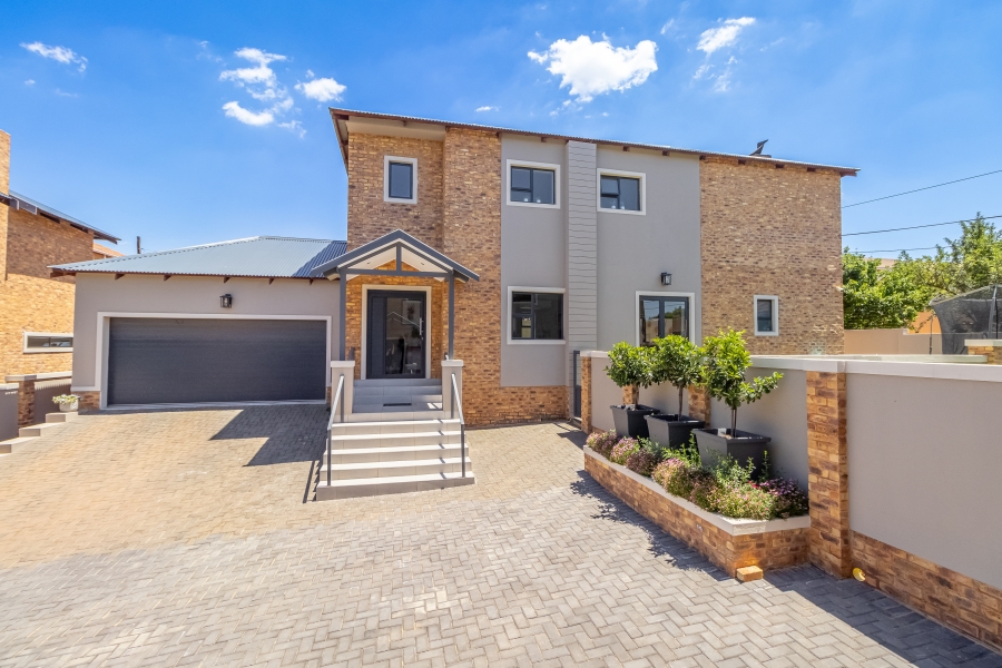 3 Bedroom Property for Sale in Jordaan Park Gauteng