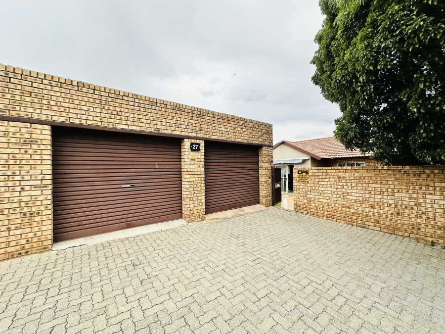 3 Bedroom Property for Sale in Albemarle Gauteng