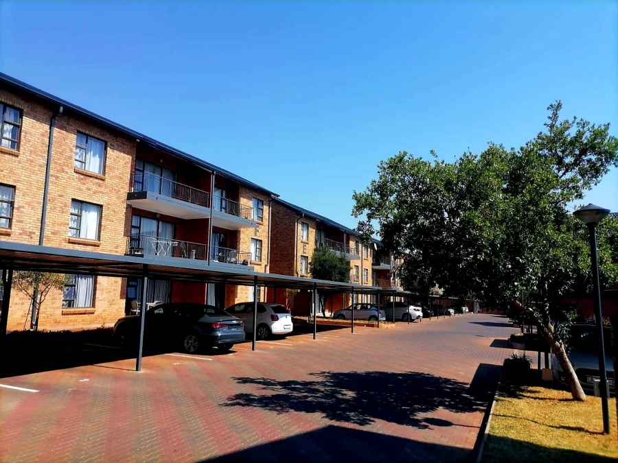 To Let 2 Bedroom Property for Rent in Olympus AH Gauteng