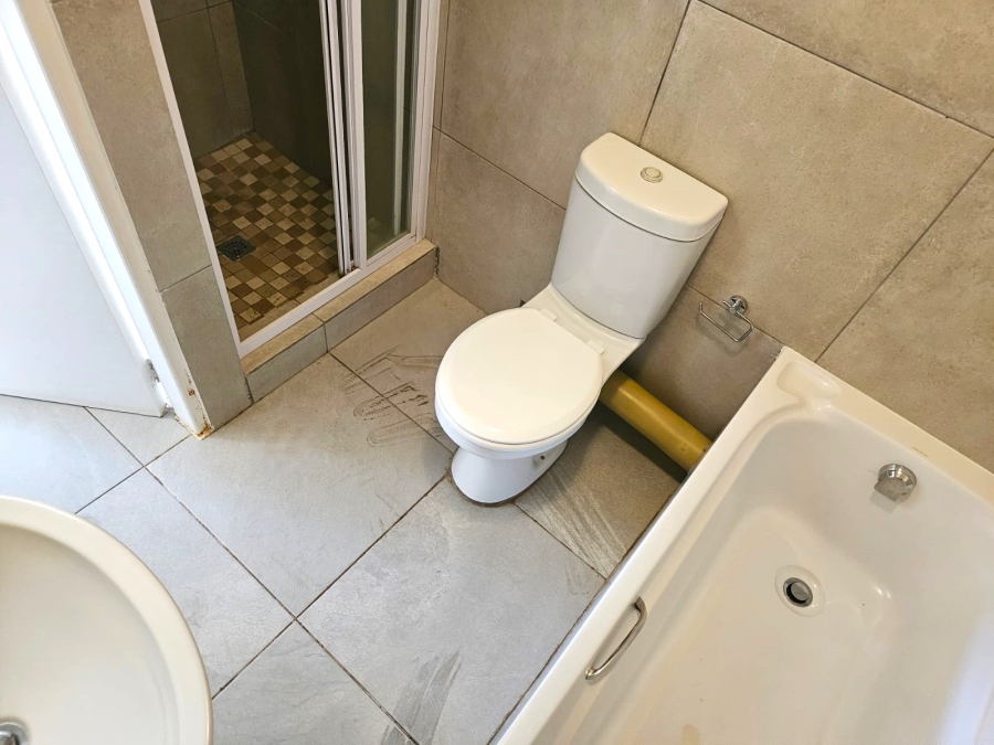 To Let 2 Bedroom Property for Rent in Olympus AH Gauteng