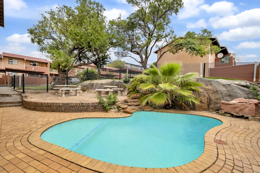 3 Bedroom Property for Sale in Ferndale Gauteng