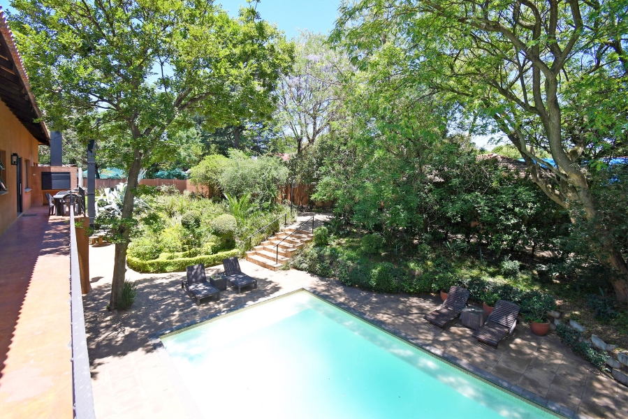 10 Bedroom Property for Sale in Ferndale Gauteng