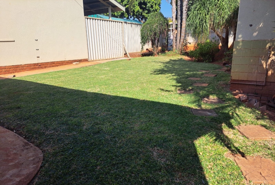 To Let 1 Bedroom Property for Rent in Sinoville Gauteng