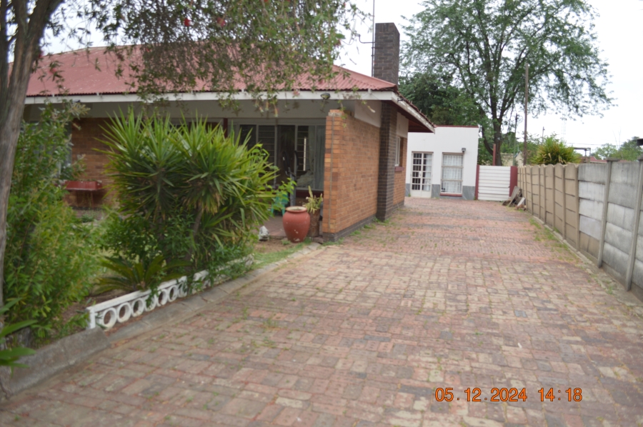 3 Bedroom Property for Sale in Three Rivers Gauteng