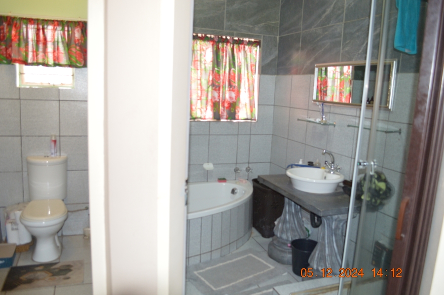 3 Bedroom Property for Sale in Three Rivers Gauteng