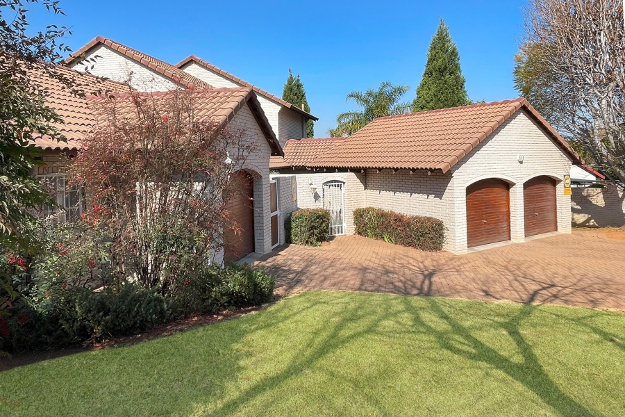 4 Bedroom Property for Sale in Bryanston Gauteng