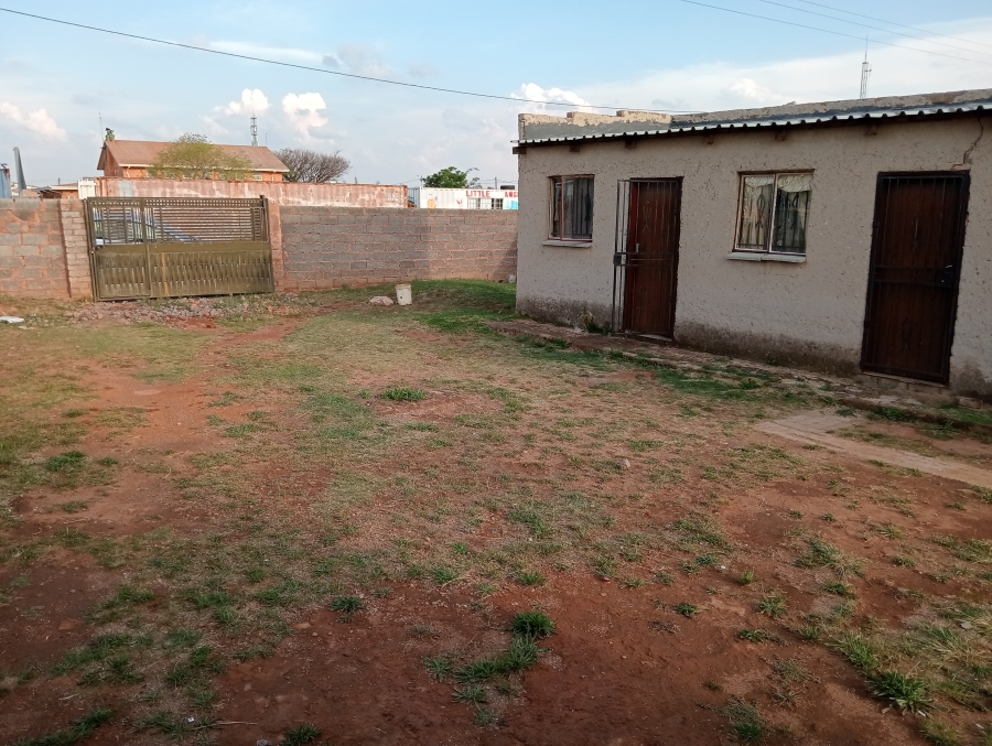 1 Bedroom Property for Sale in Slovoville Gauteng