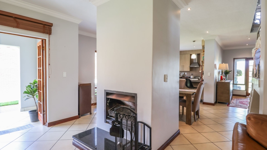 3 Bedroom Property for Sale in Rietvlei Ridge Country Estate Gauteng