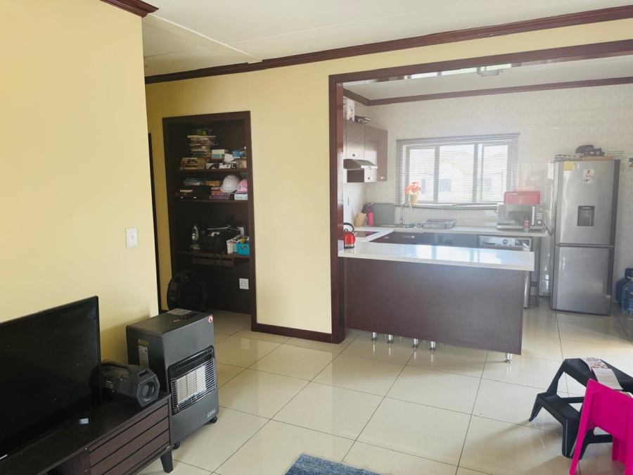 To Let 2 Bedroom Property for Rent in Summerset Gauteng