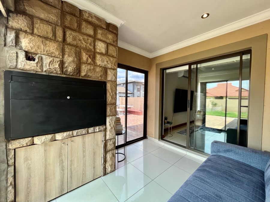 3 Bedroom Property for Sale in Hazeldean Gauteng