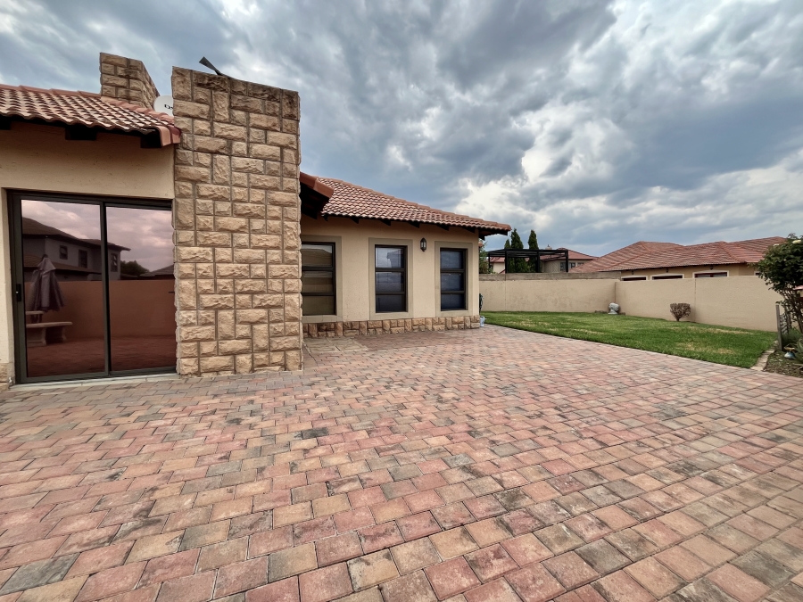 3 Bedroom Property for Sale in Hazeldean Gauteng