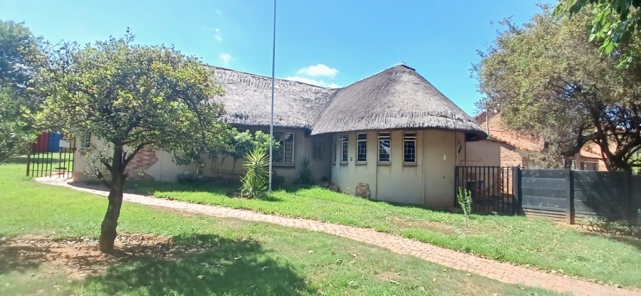 To Let 3 Bedroom Property for Rent in Wilgeheuwel Gauteng