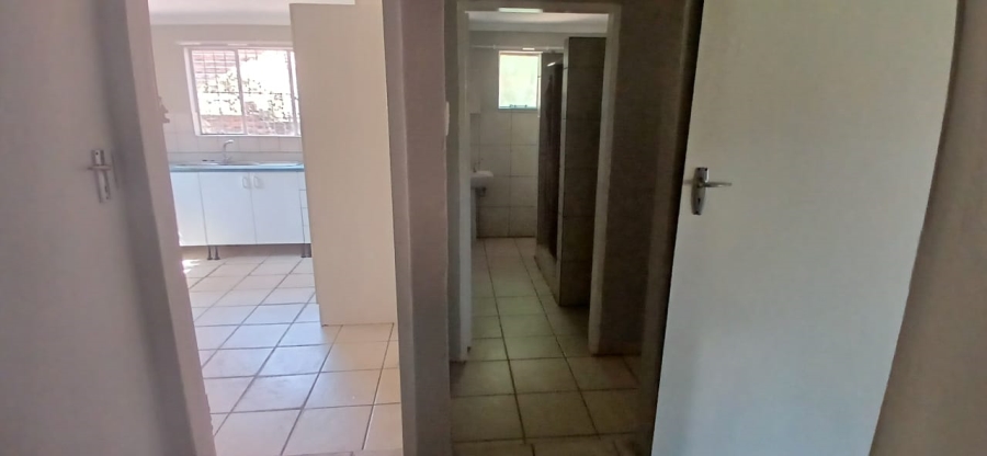 To Let 3 Bedroom Property for Rent in Wilgeheuwel Gauteng