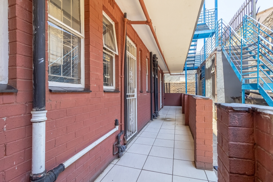 1 Bedroom Property for Sale in Benoni Central Gauteng