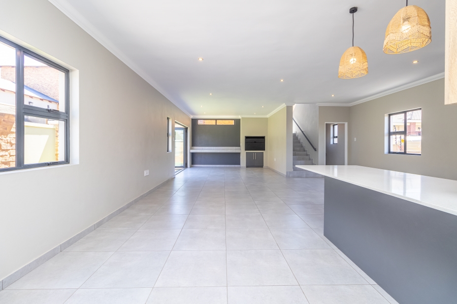 3 Bedroom Property for Sale in Jordaan Park Gauteng