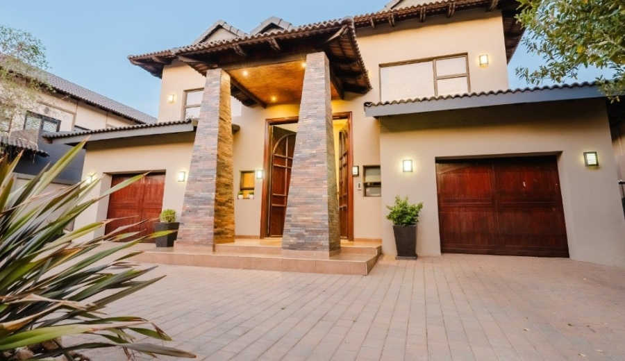 4 Bedroom Property for Sale in Aspen Hills Gauteng