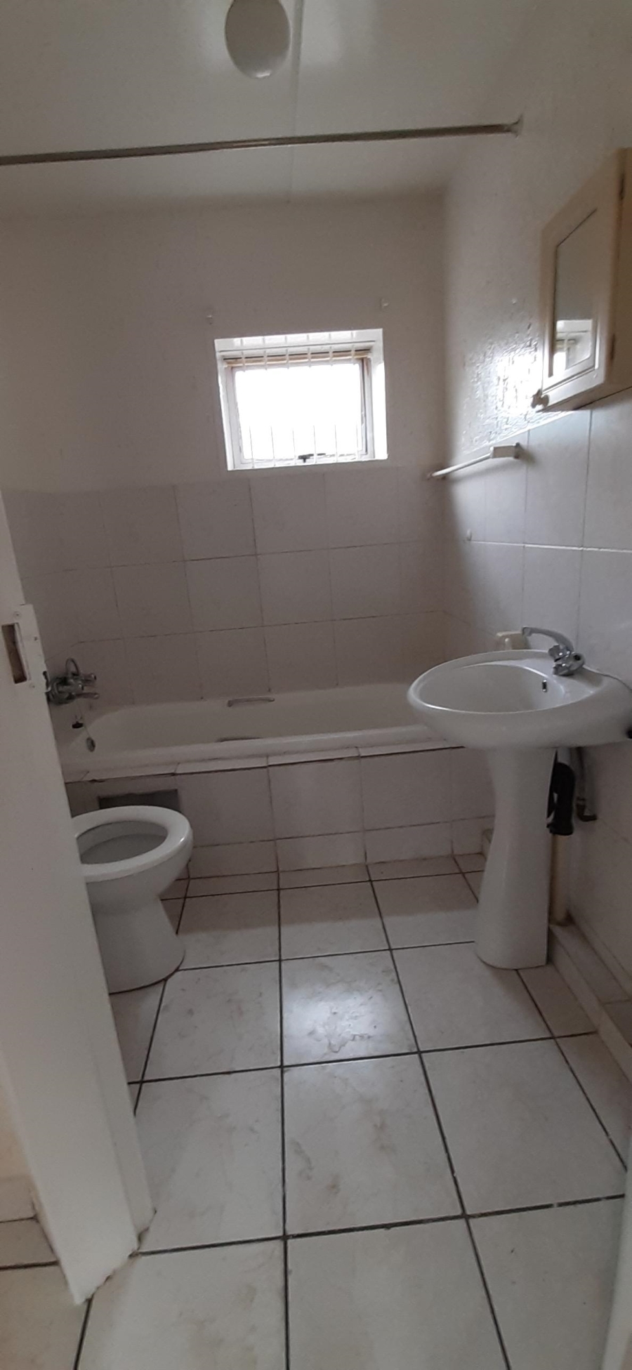 To Let 2 Bedroom Property for Rent in Winchester Hills Gauteng