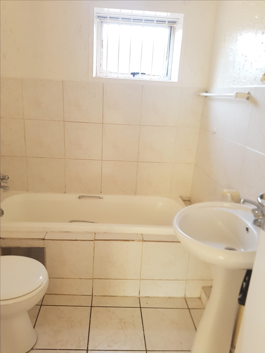 To Let 2 Bedroom Property for Rent in Winchester Hills Gauteng