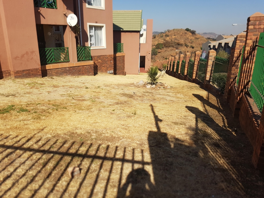 To Let 2 Bedroom Property for Rent in Winchester Hills Gauteng