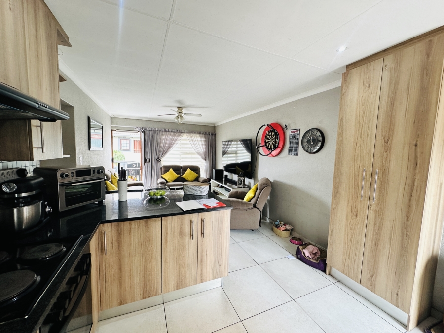 3 Bedroom Property for Sale in Verwoerdpark Gauteng