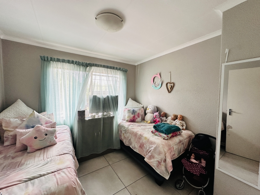 3 Bedroom Property for Sale in Verwoerdpark Gauteng