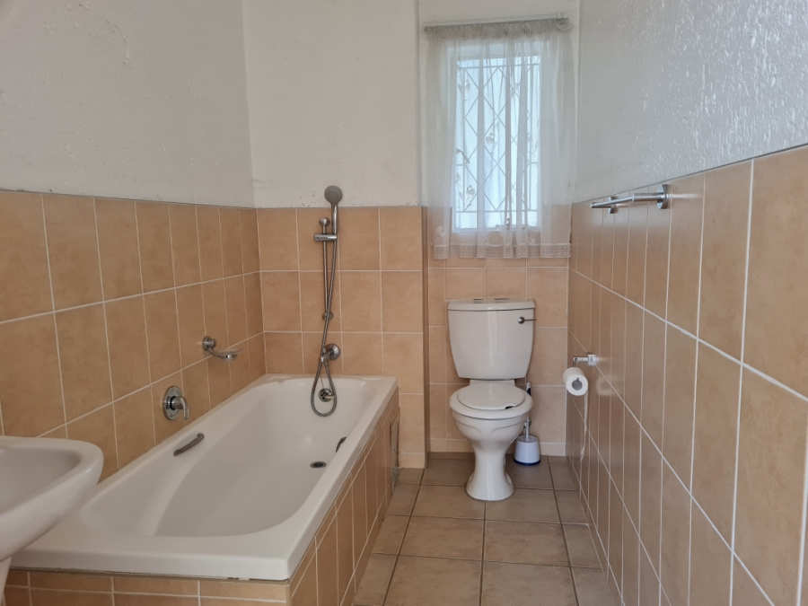 2 Bedroom Property for Sale in Eden Glen Gauteng