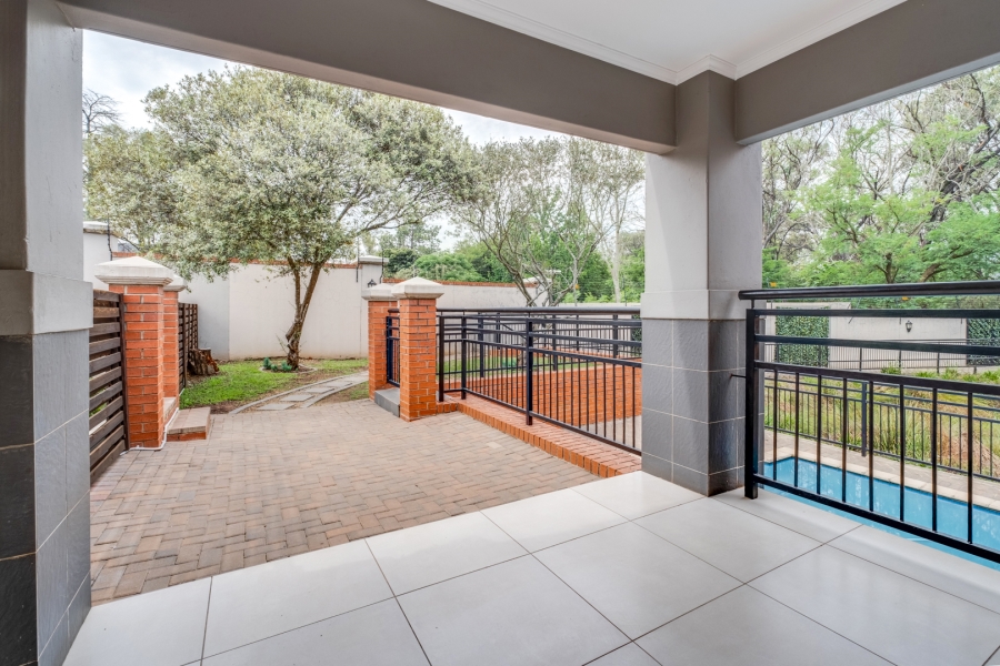 2 Bedroom Property for Sale in Bryanston Gauteng