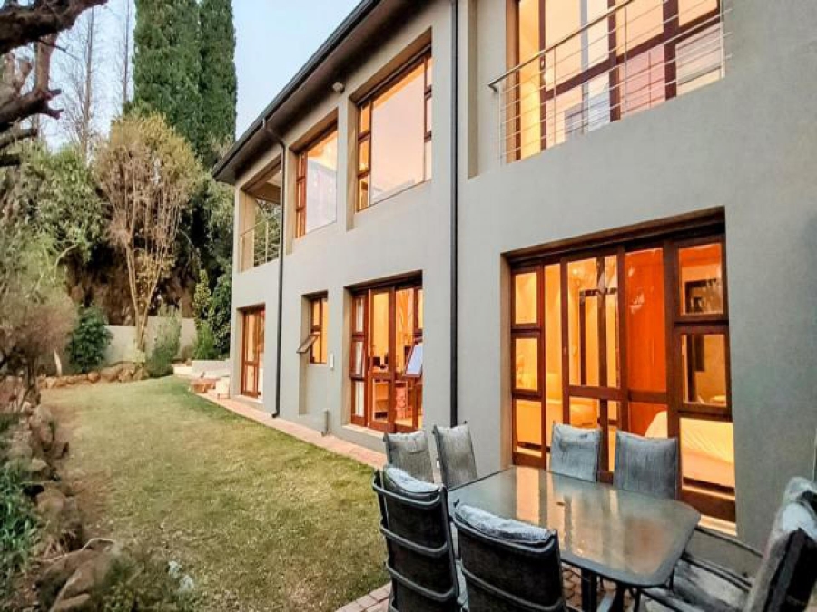 4 Bedroom Property for Sale in Northcliff Gauteng