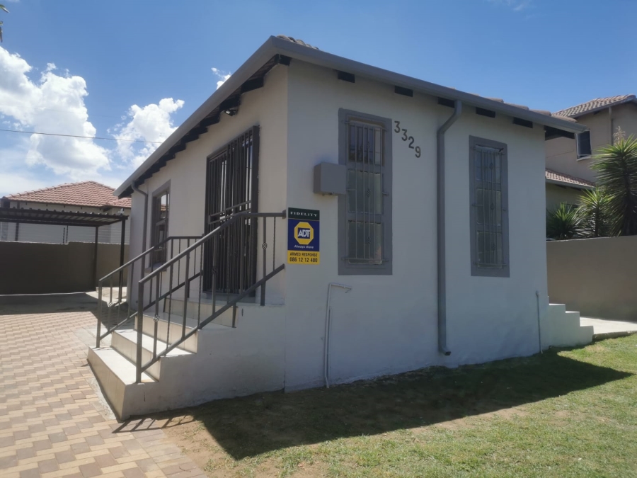 To Let 2 Bedroom Property for Rent in Cosmo City Gauteng