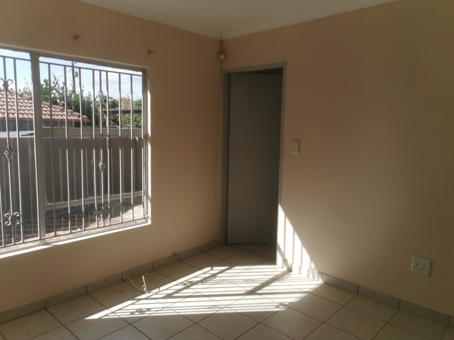 To Let 2 Bedroom Property for Rent in Cosmo City Gauteng