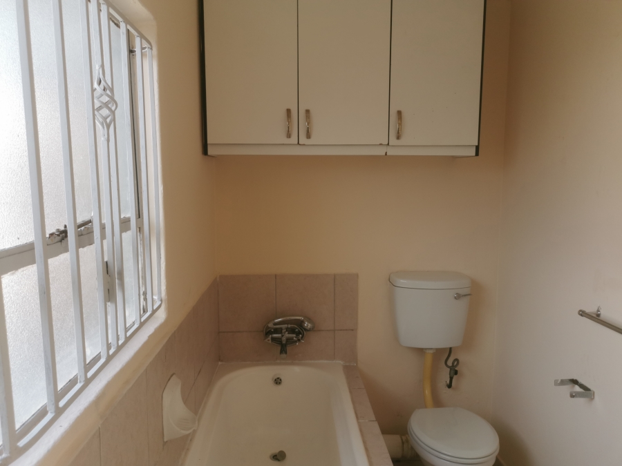 To Let 2 Bedroom Property for Rent in Cosmo City Gauteng