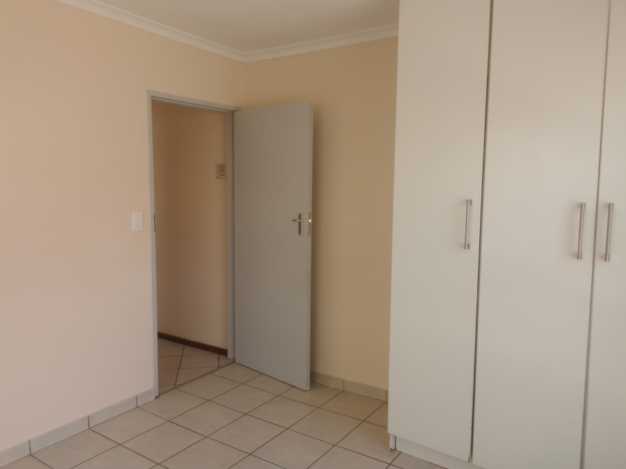 To Let 2 Bedroom Property for Rent in Cosmo City Gauteng