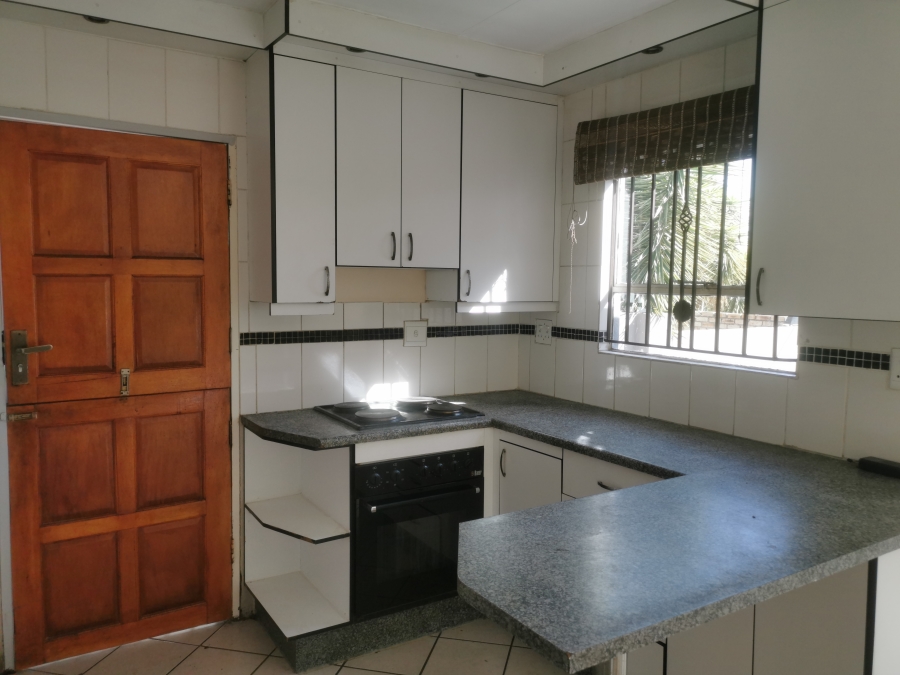 To Let 2 Bedroom Property for Rent in Cosmo City Gauteng