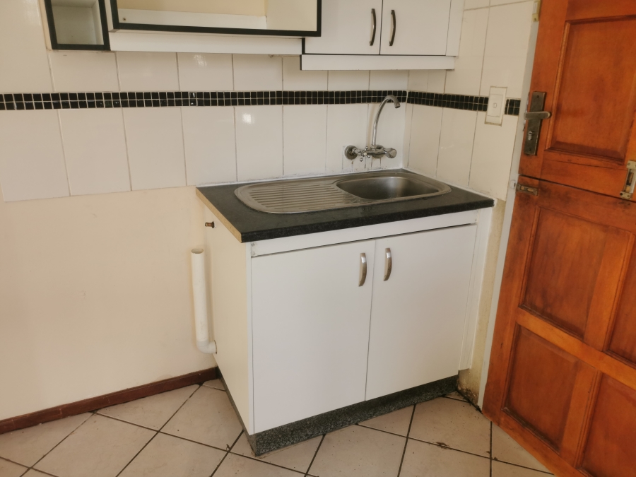 To Let 2 Bedroom Property for Rent in Cosmo City Gauteng